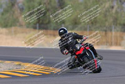 media/Oct-03-2022-Moto Forza (Mon) [[5f077a3730]]/Intermediate Group/Session 3 (Turn 3)/